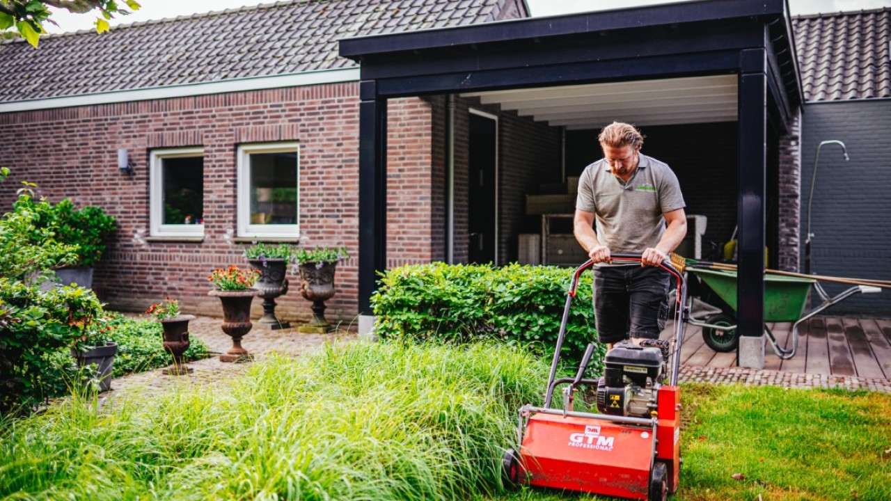 Jan Abrahams Hovenier B.V. BIEST-HOUTAKKER afbeelding 1